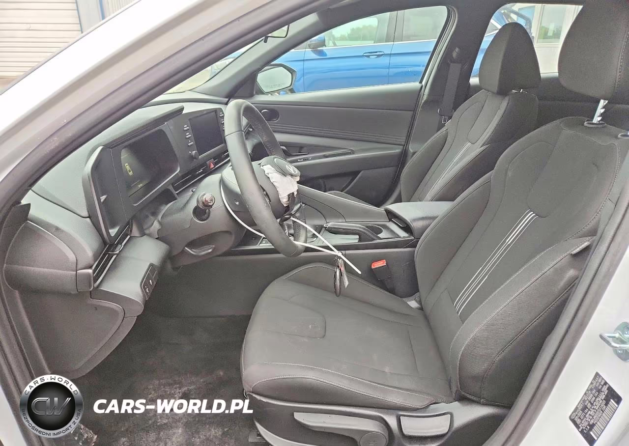 2026 Hyundai Elantra Sel Sport VIN:KMHLM4DG9TU114023 - 7