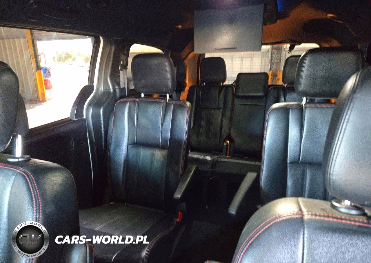 2019 Dodge Grand Caravan Gt VIN:2C4RDGEG9KR620770 - 10