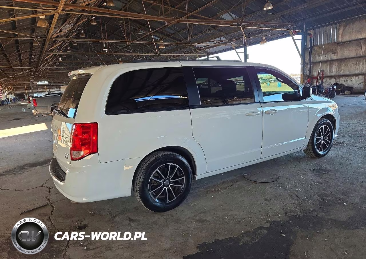 2019 Dodge Grand Caravan Gt VIN:2C4RDGEG9KR620770 - 3