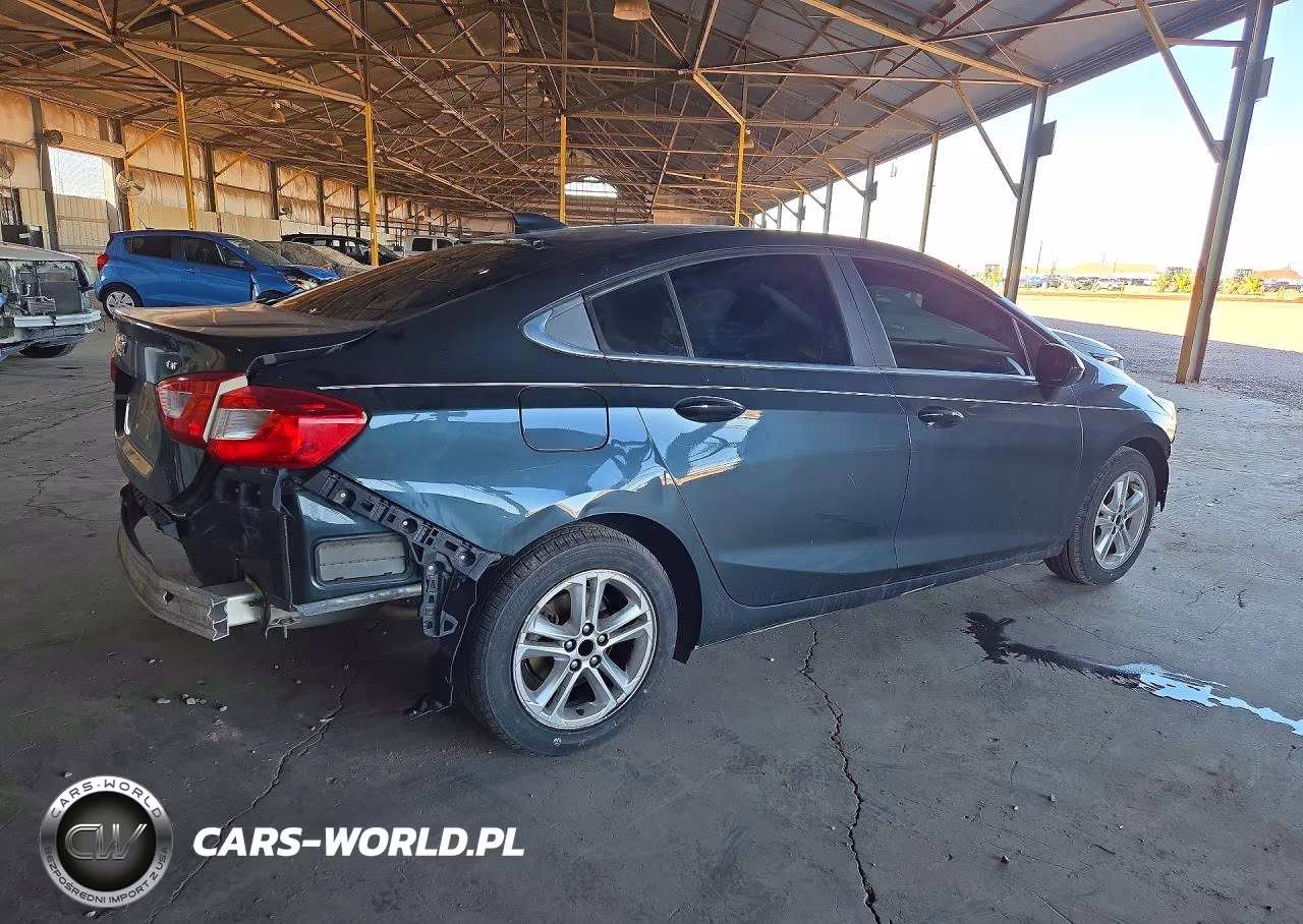 2017 Chevrolet Cruze Lt VIN:1G1BE5SM7H7263217 - 3