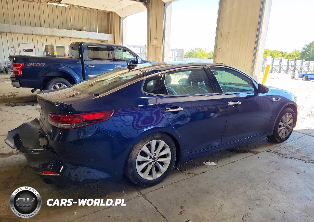 2018 Kia Optima S VIN:5XXGT4L38JG250203 - 3
