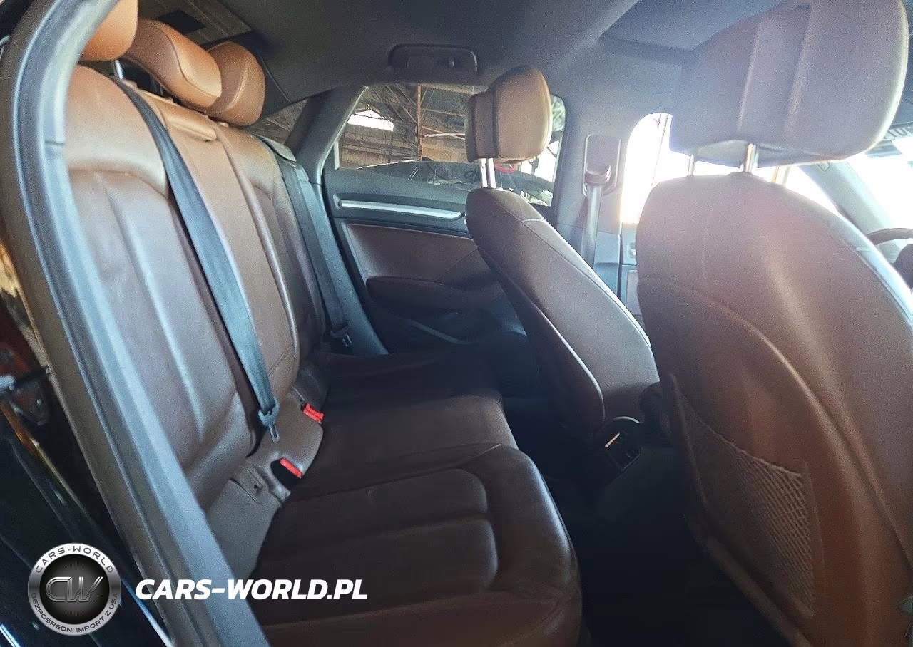 2018 Audi A3 Premium VIN:WAUAUGFF6J1043408 - 10