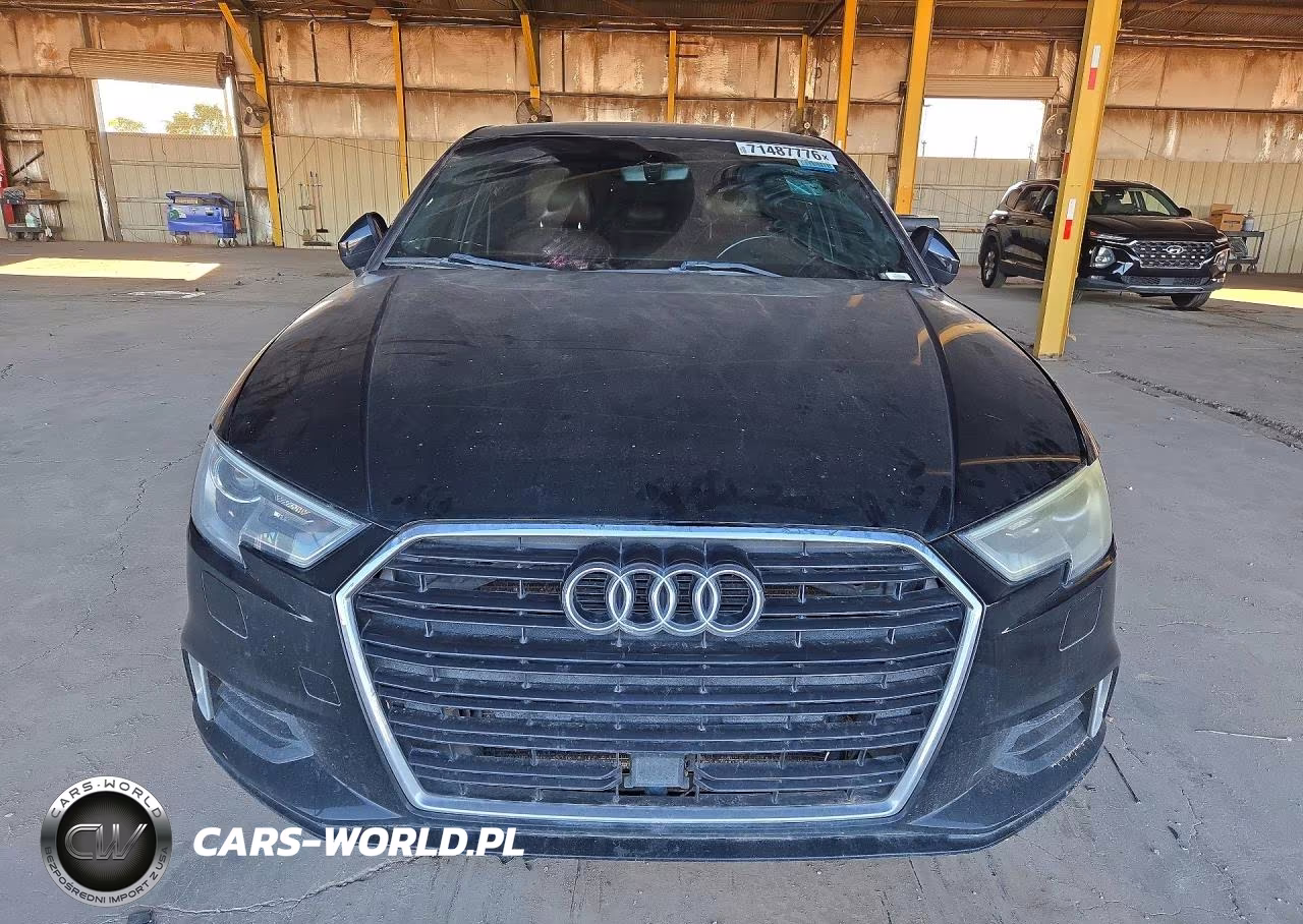 2018 Audi A3 Premium VIN:WAUAUGFF6J1043408 - 5