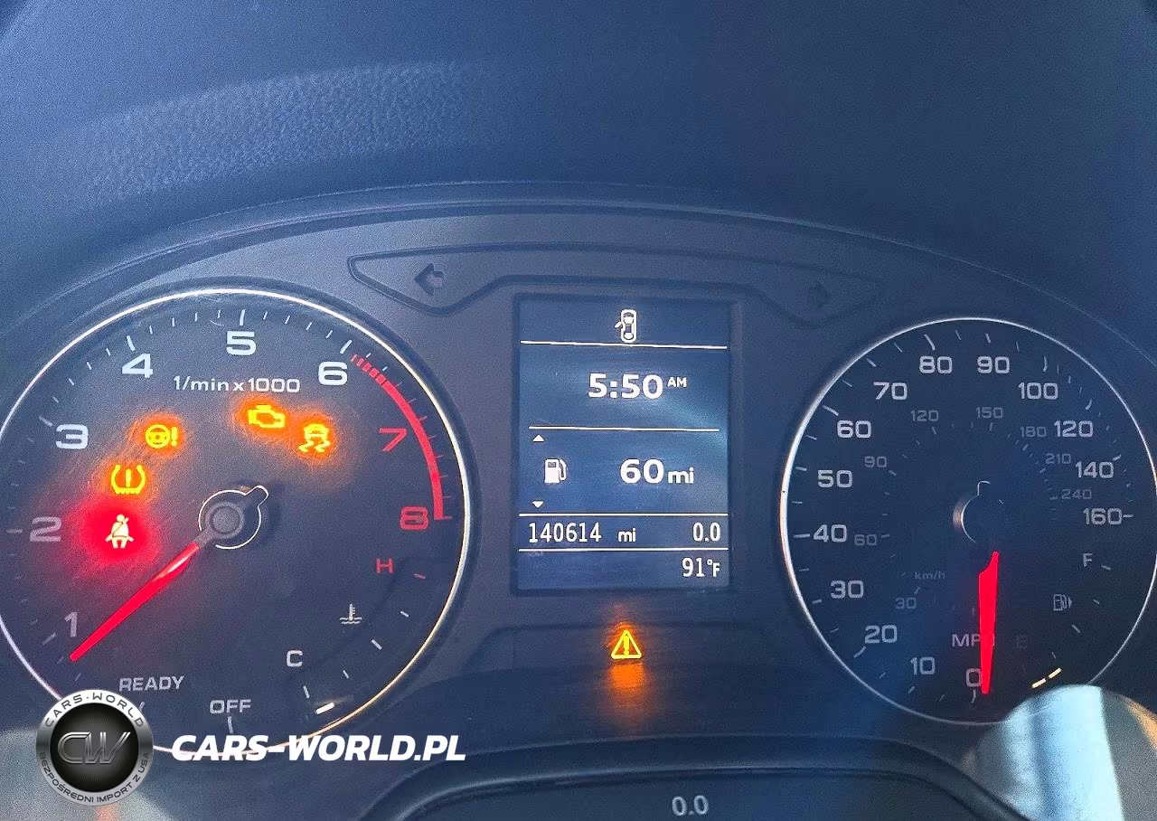 2018 Audi A3 Premium VIN:WAUAUGFF6J1043408 - 9