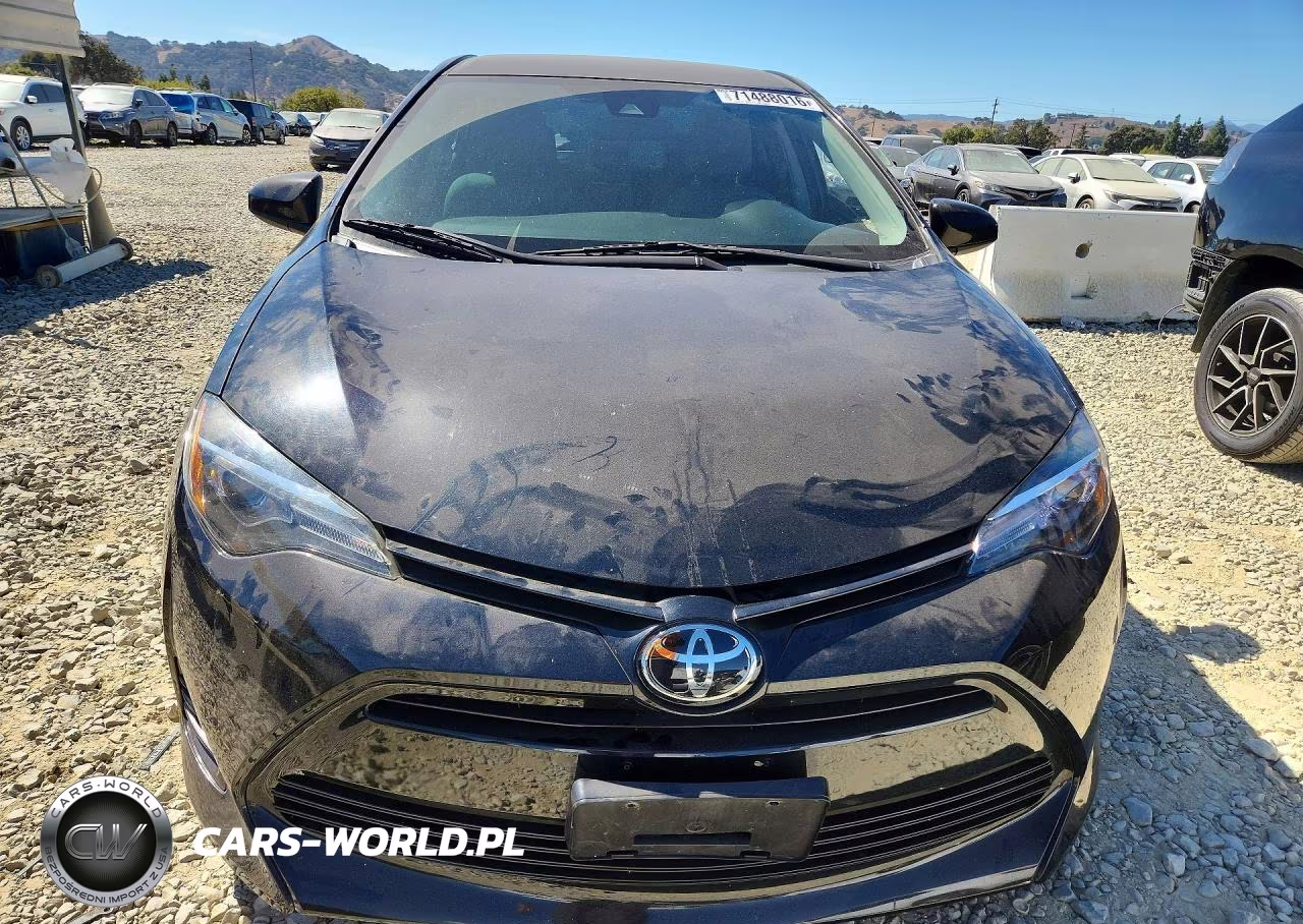 2018 Toyota Corolla Le VIN:2T1BURHE1JC006253 - 5