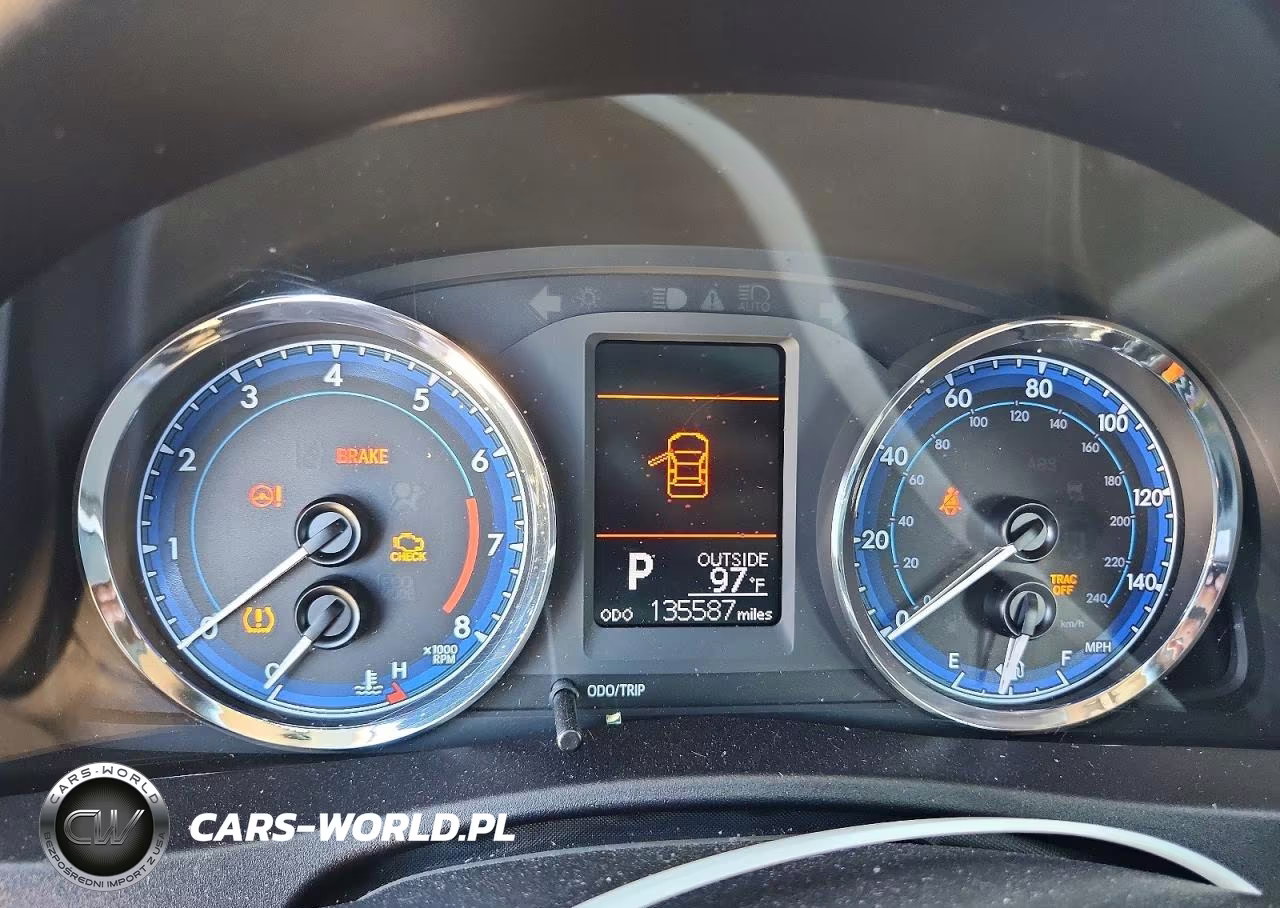 2018 Toyota Corolla Le VIN:2T1BURHE1JC006253 - 9