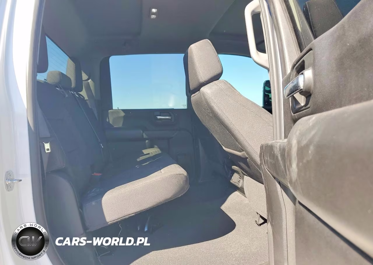 2024 Chevrolet Silverado K2500 Custom VIN:2GC4YME72R1218160 - 10