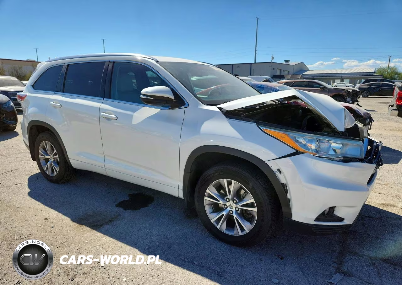 2014 Toyota Highlander Xle VIN:5TDJKRFH7ES021903 - 4