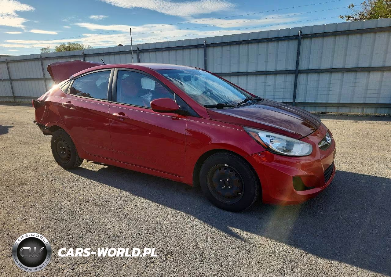2013 Hyundai Accent Gls VIN:KMHCT4AE7DU451748 - 4