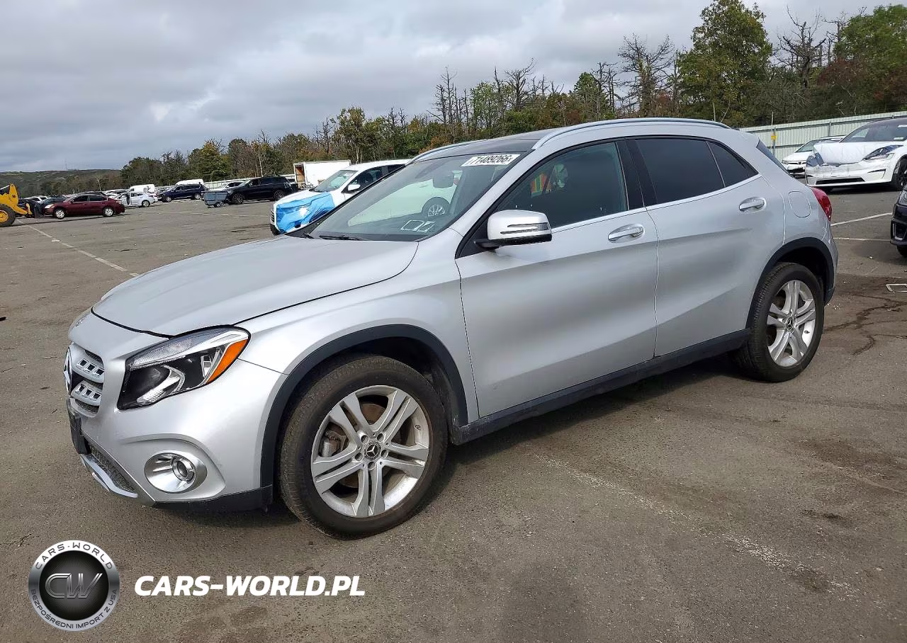 2018 Mercedes-Benz Gla 250 4Matic – zdjęcie 1 z 13