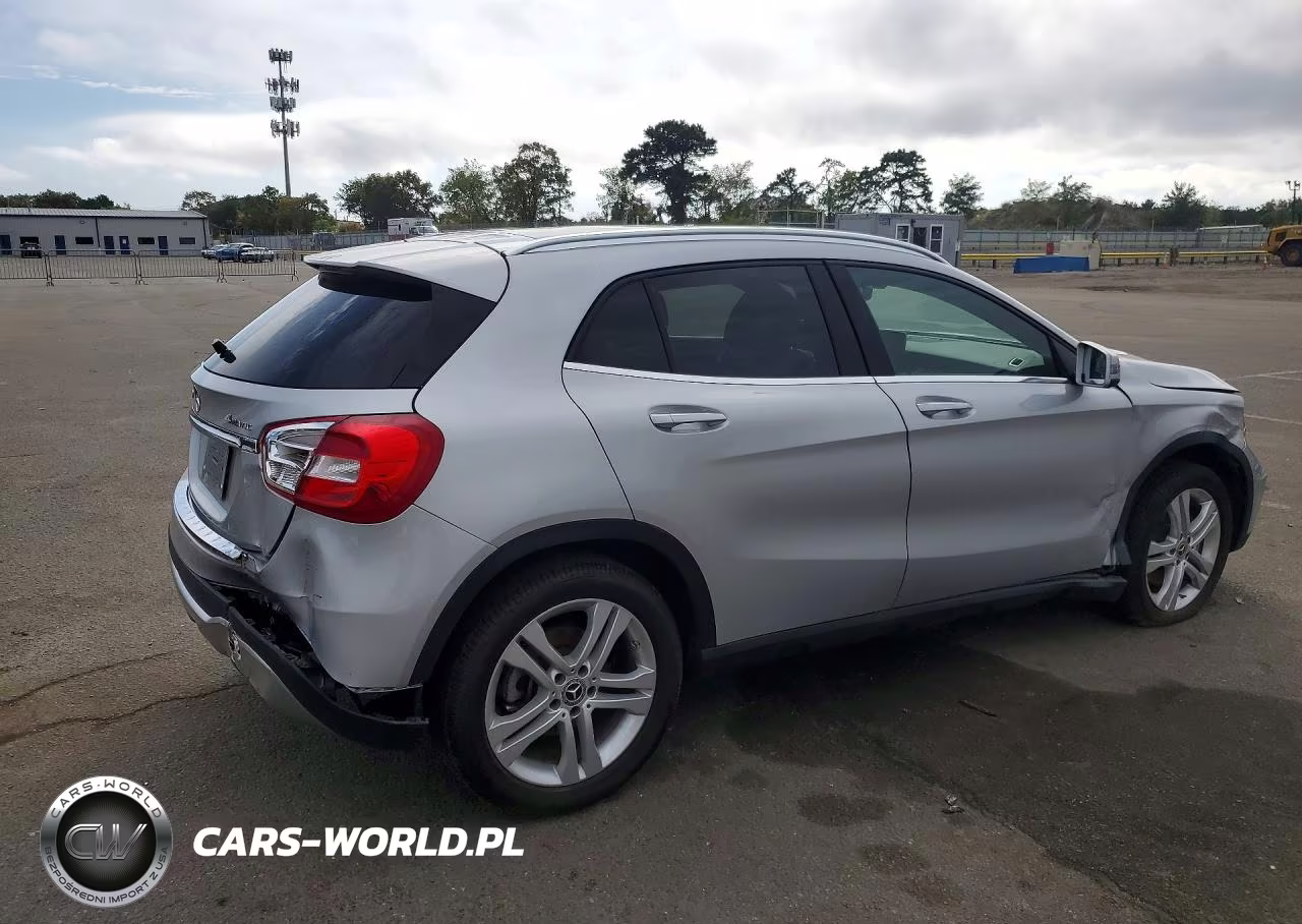 2018 Mercedes-Benz Gla 250 4Matic VIN:WDCTG4GB6JJ446814 - 3