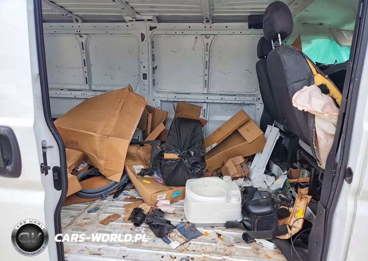 2025 Ram Promaster 2500 Delivery Van VIN:3C6LRVVG7SE513768 - 11