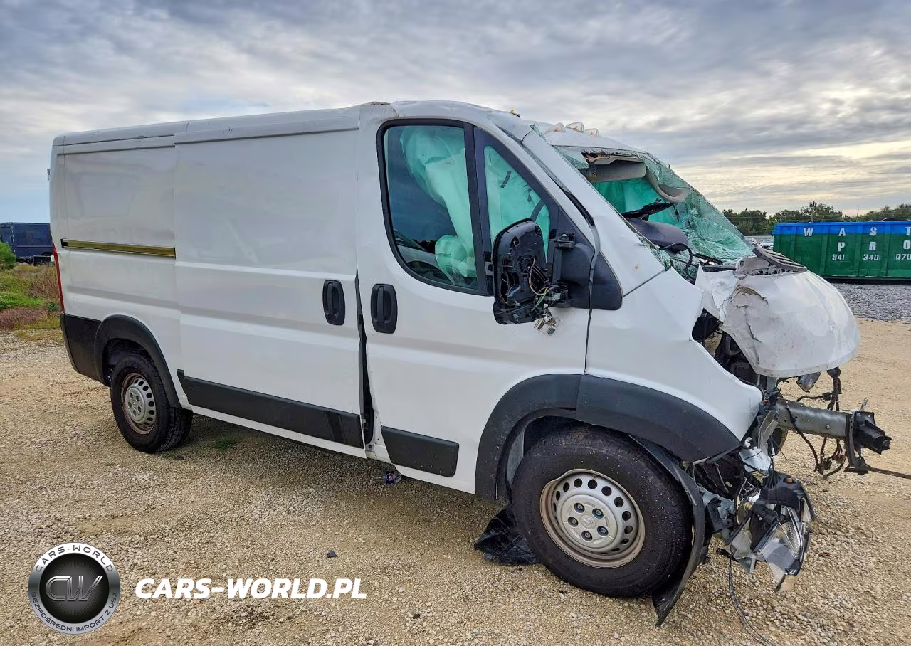 2025 Ram Promaster 2500 Delivery Van VIN:3C6LRVVG7SE513768 - 4
