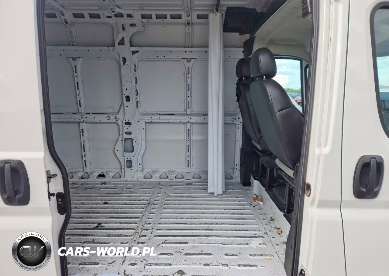 2023 Ram Promaster 2500 Delivery Van VIN:3C6LRVDG8PE552913 - 11