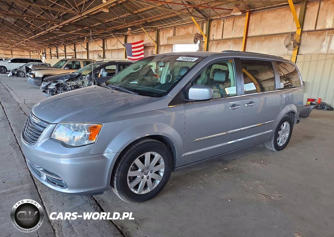 2015 Chrysler Town & Country Touring VIN:2C4RC1BG9FR673401 - 1