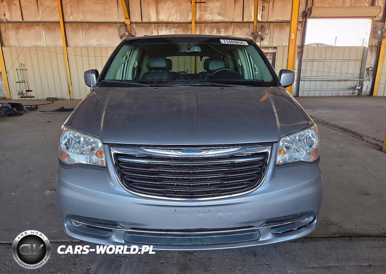 2015 Chrysler Town & Country Touring VIN:2C4RC1BG9FR673401 - 5