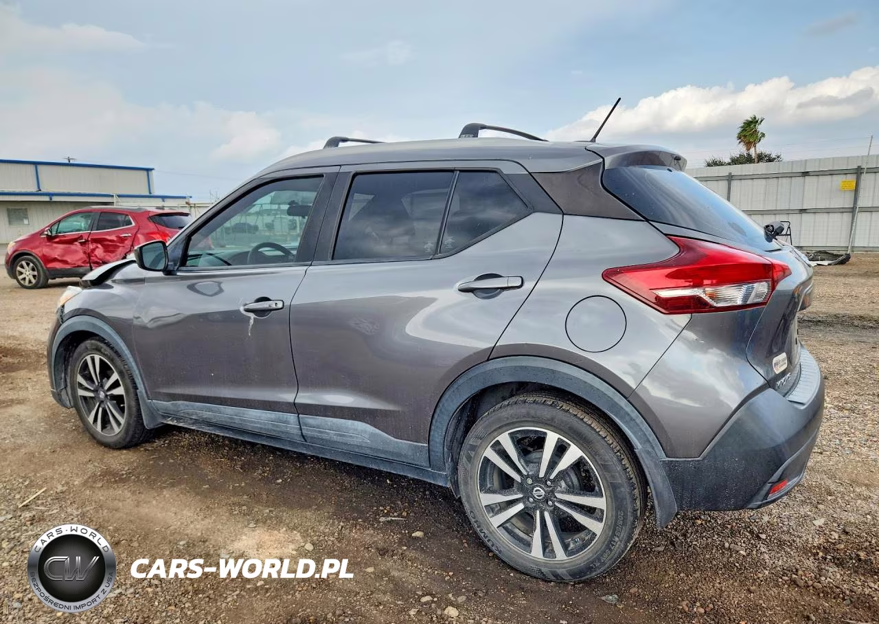 2018 Nissan Kicks Sv VIN:3N1CP5CU1JL522650 - 2