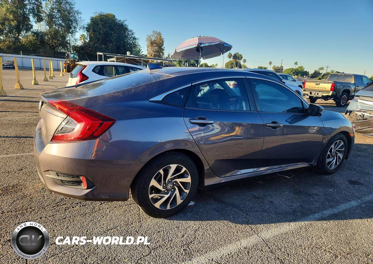 2018 Honda Civic Ex VIN:2HGFC2F75JH514166 - 3