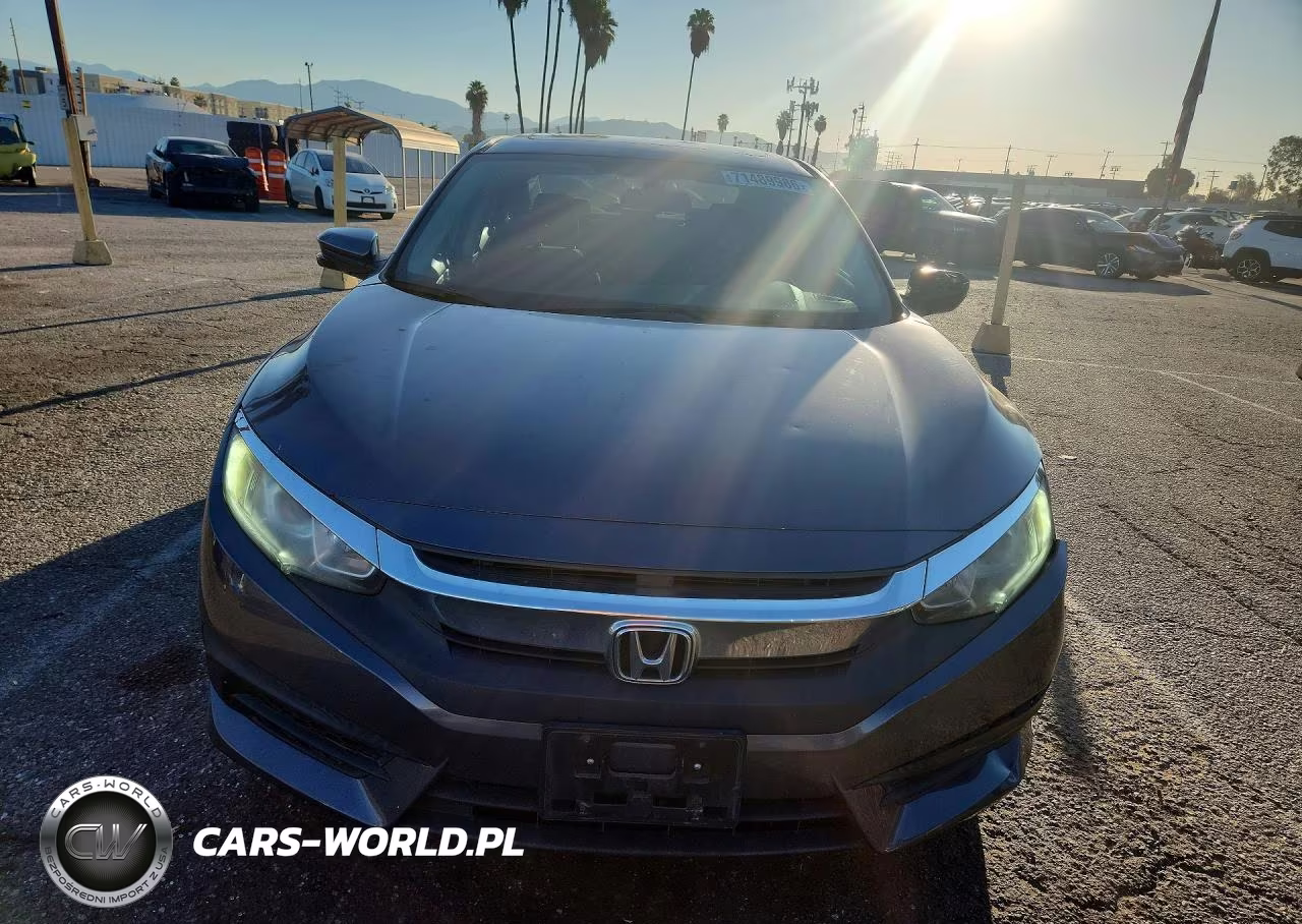 2018 Honda Civic Ex VIN:2HGFC2F75JH514166 - 5