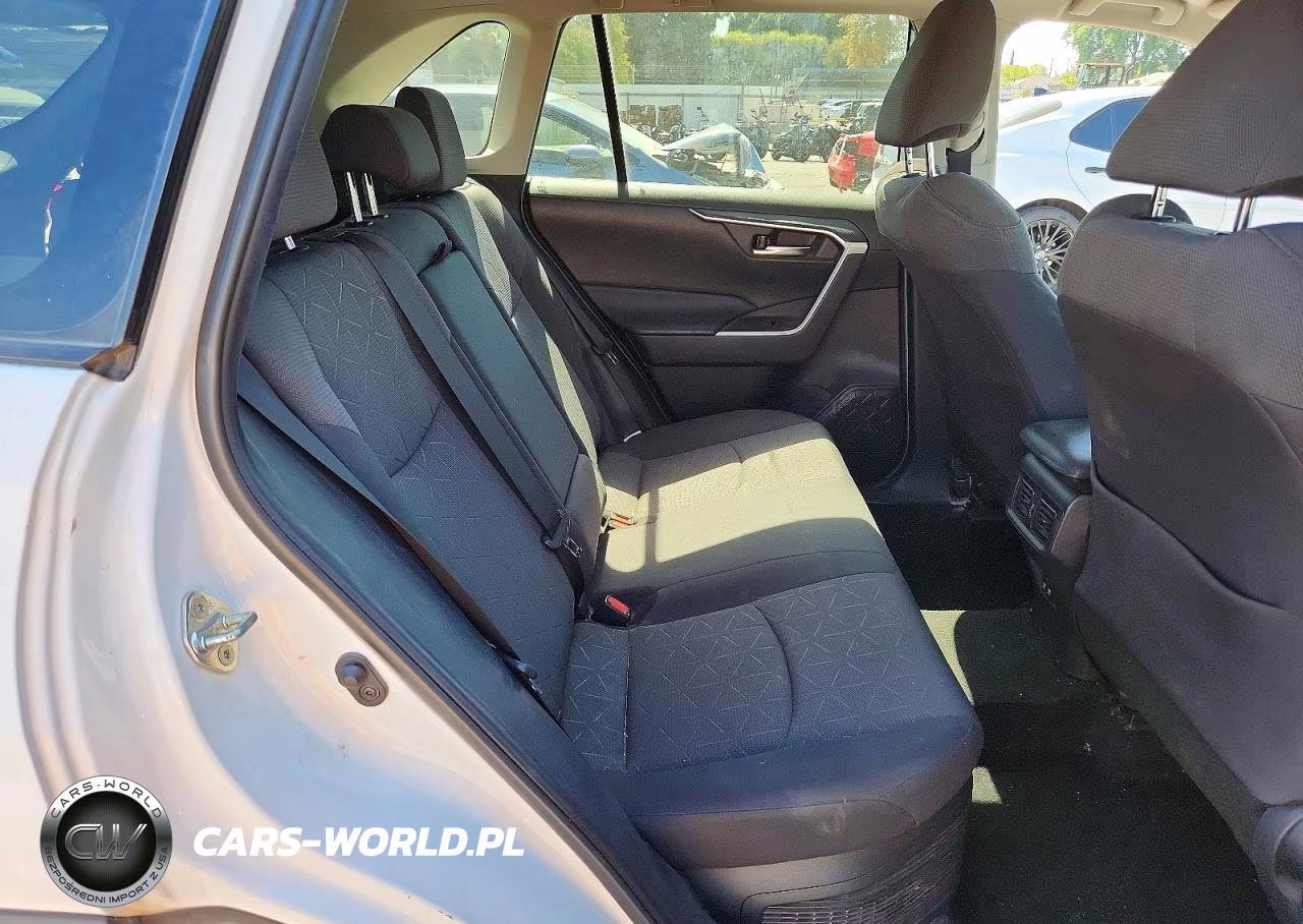 2019 Toyota Rav4 Hybrid Xle VIN:2T3RWRFV7KW030012 - 11