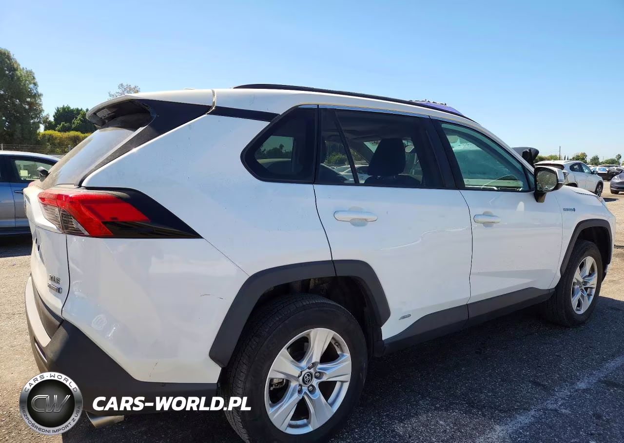 2019 Toyota Rav4 Hybrid Xle VIN:2T3RWRFV7KW030012 - 3