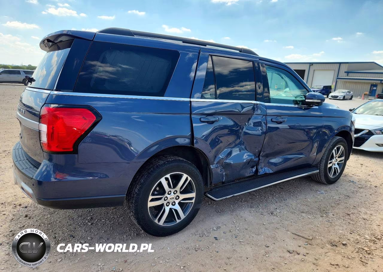 2022 Ford Expedition Xlt VIN:1FMJU1HT4NEA49351 - 3