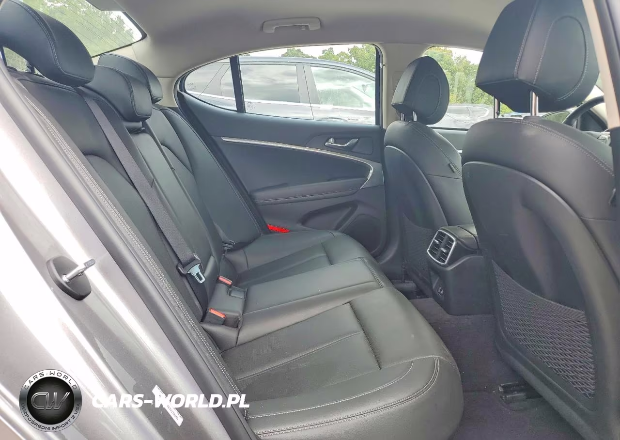 2026 Genesis G70 2.5T Standard VIN:KMTG14SC6TU170369 - 10