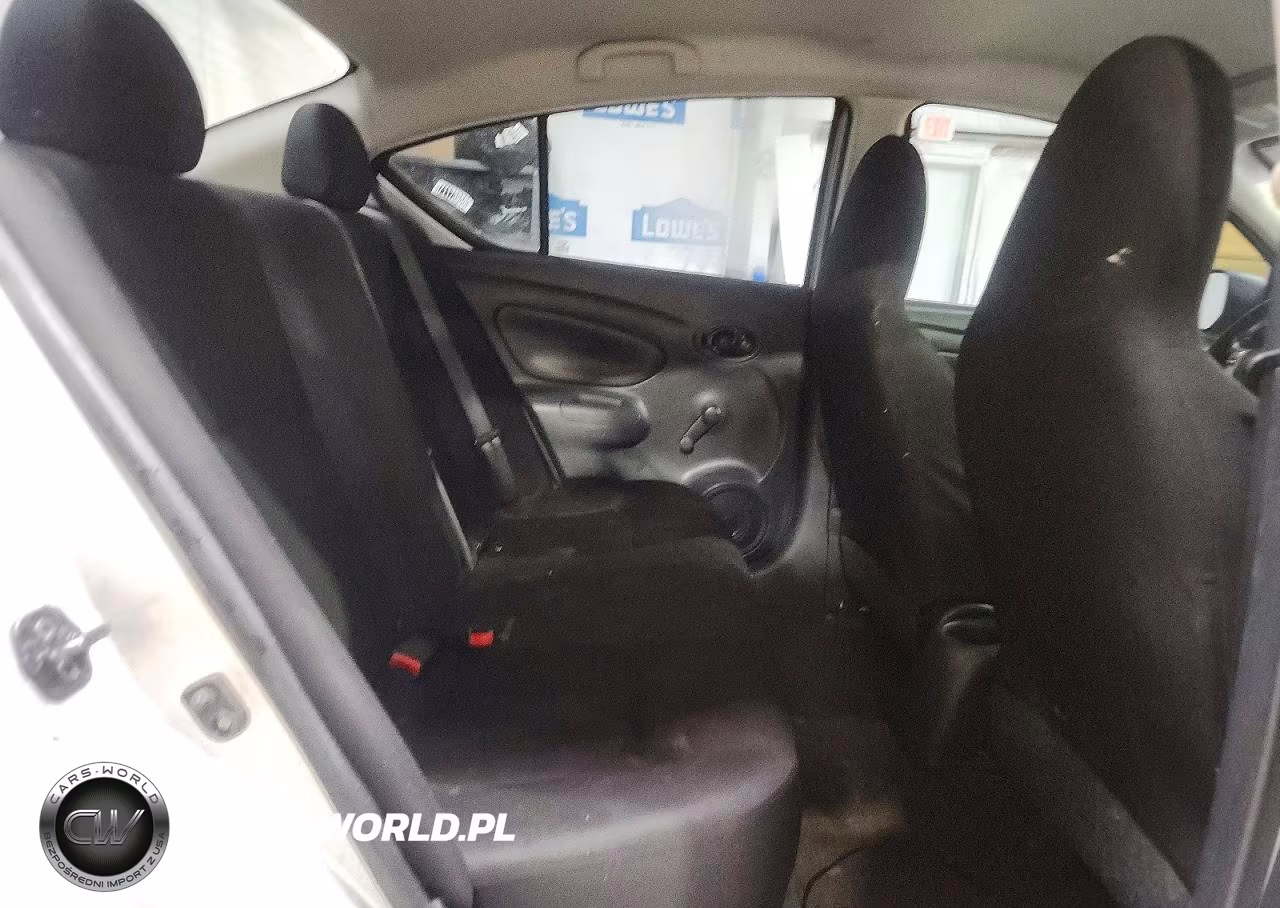 2015 Nissan Versa 1.6 S VIN:3N1CN7AP2FL812921 - 10