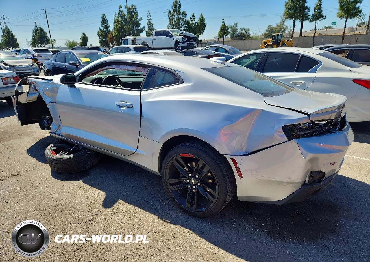 2018 Chevrolet Camaro Lt VIN:1G1FB1RX8J0185726 - 2