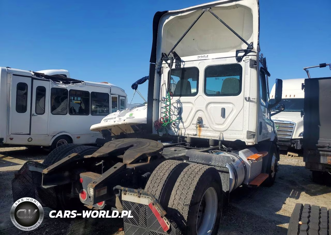 2022 Freightliner Cascadia 116 VIN:3AKBHTDV8NDND5444 - 3