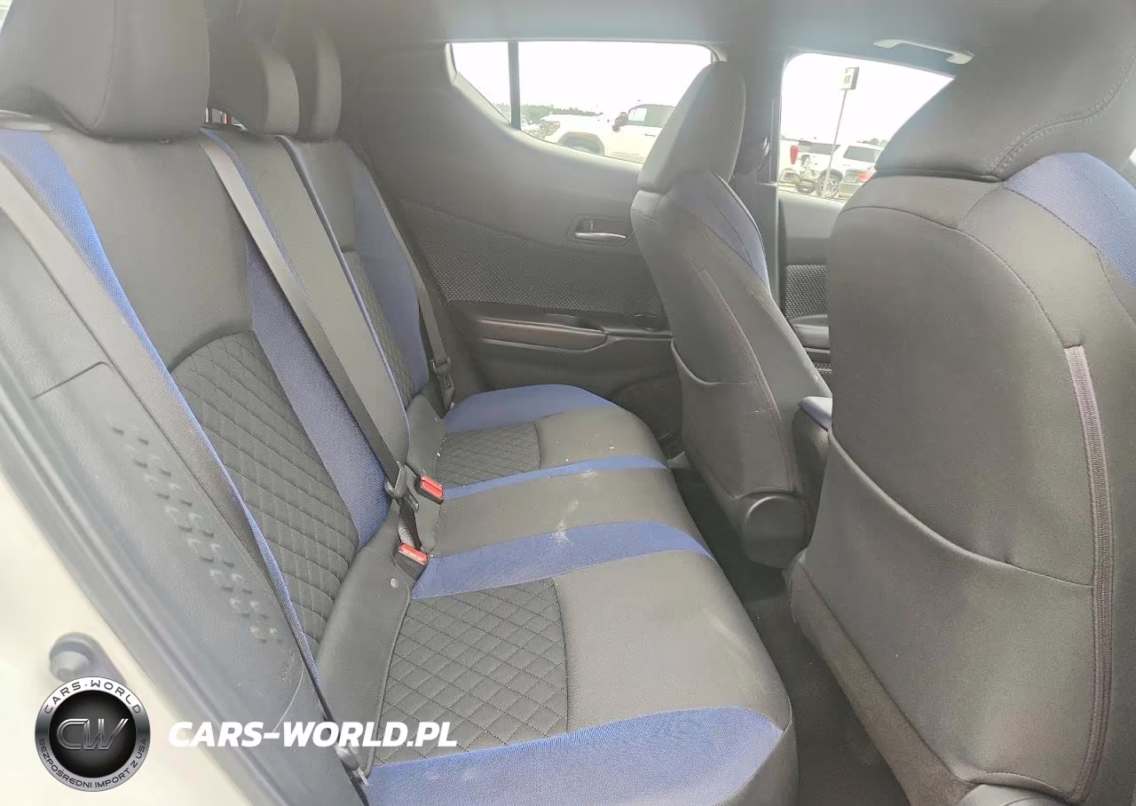 2020 Toyota C-Hr Xle VIN:NMTKHMBX0LR112591 - 10