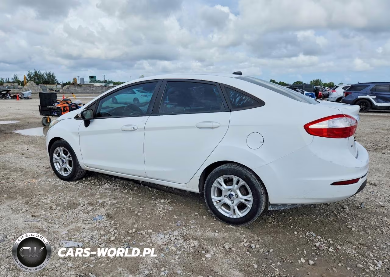 2016 Ford Fiesta VIN:3FADP4BJ4GM106944 - 2
