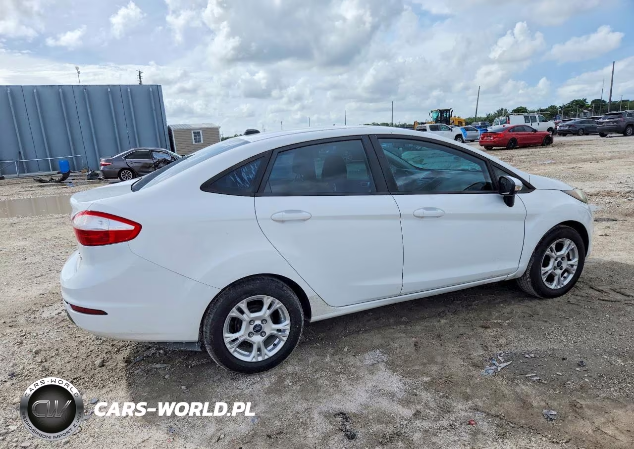 2016 Ford Fiesta VIN:3FADP4BJ4GM106944 - 3