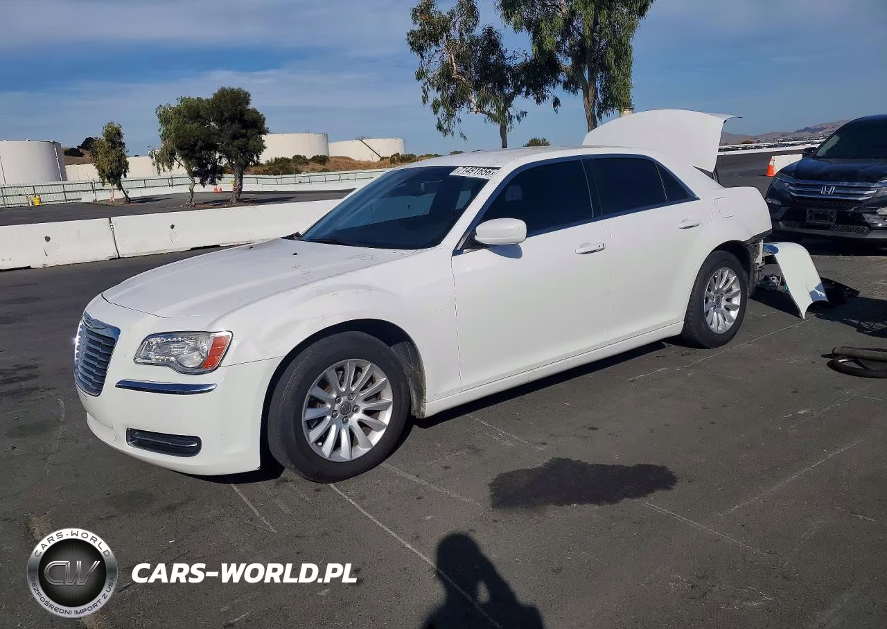 2014 Chrysler 300 VIN:2C3CCAAG0EH235480 - 1