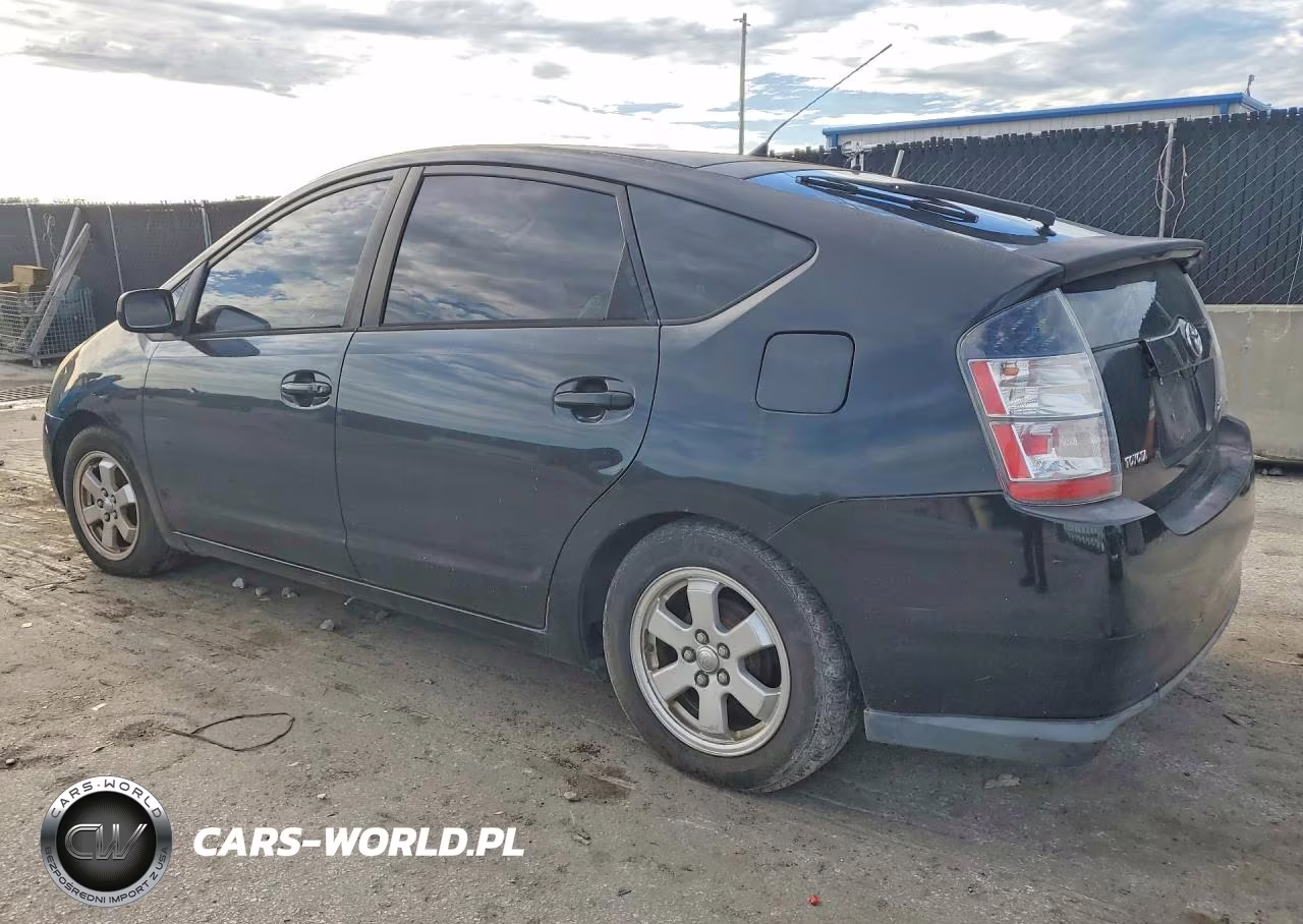 2005 Toyota Prius Base VIN:JTDKB20UX53125952 - 2