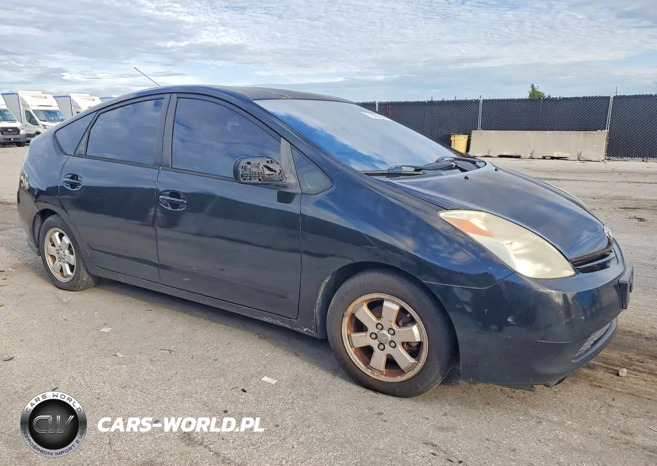 2005 Toyota Prius Base VIN:JTDKB20UX53125952 - 4