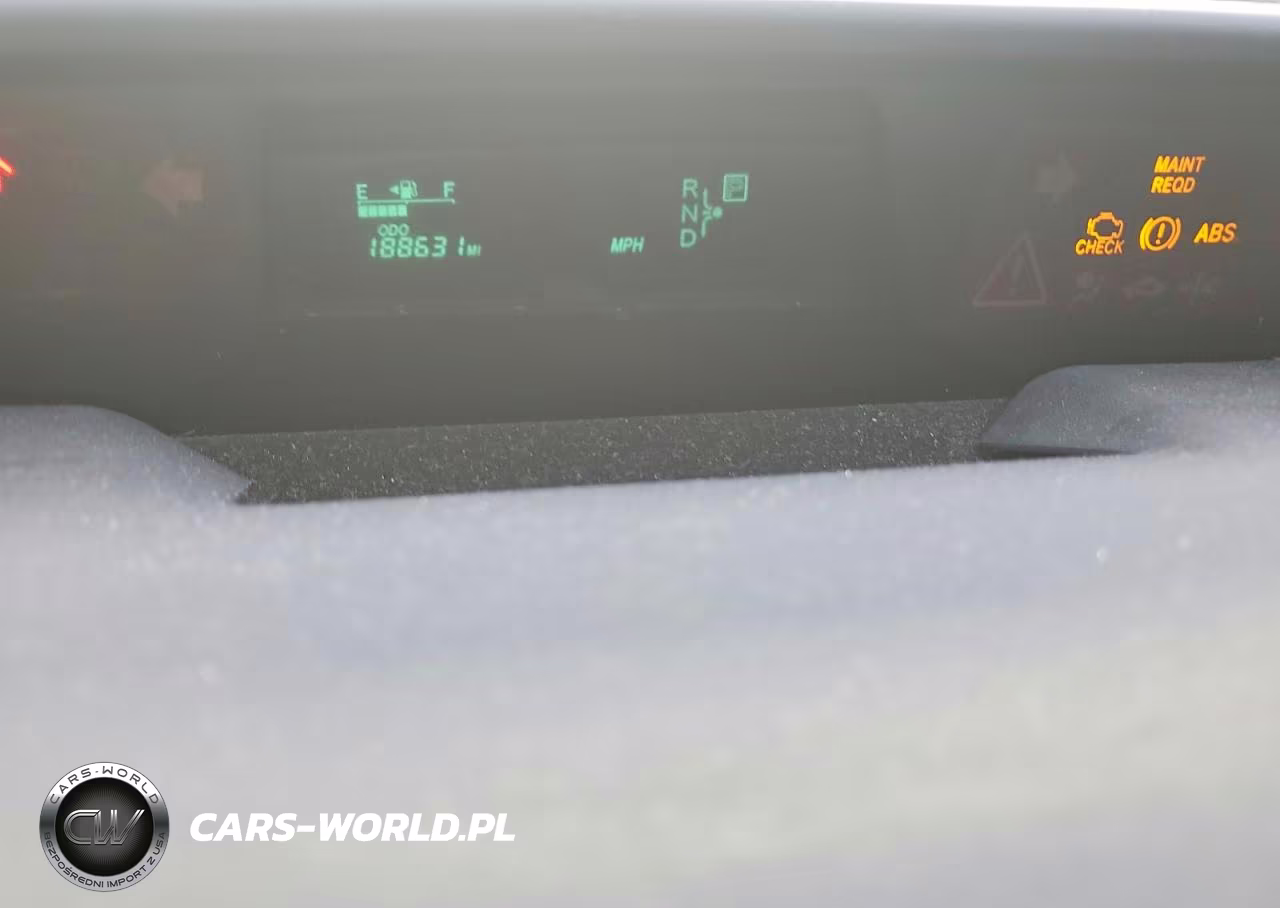2005 Toyota Prius Base VIN:JTDKB20UX53125952 - 9