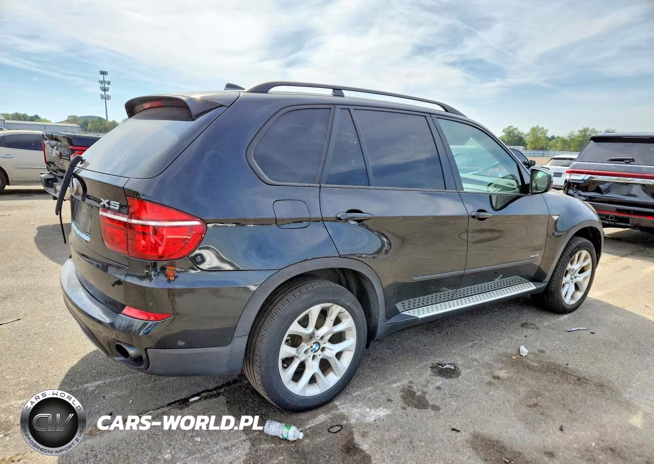 2011 BMW X5 xDrive35I VIN:5UXZV4C59BL415633 - 3