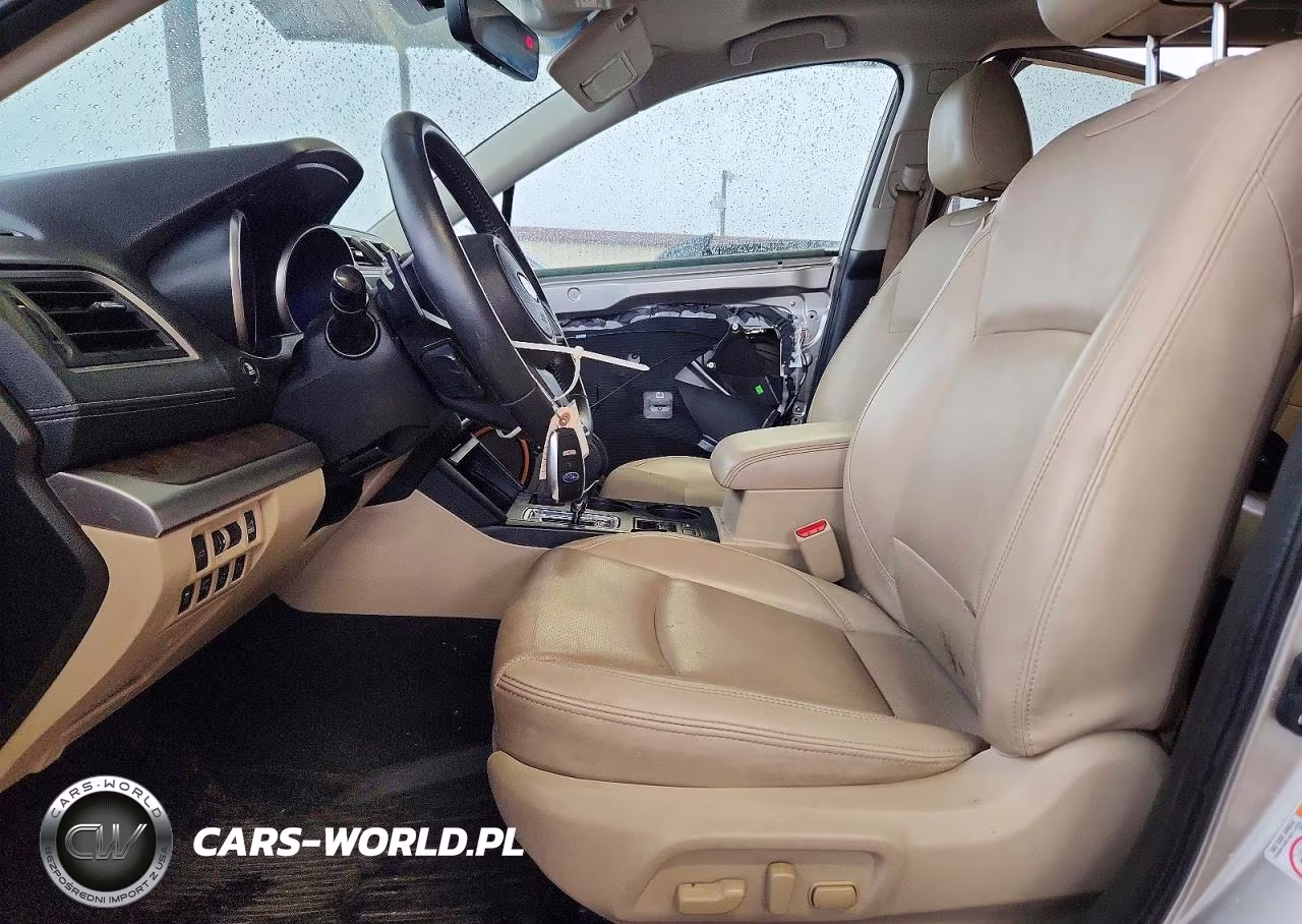 2018 Subaru Outback 2.5I Limited VIN:4S4BSANC0J3363230 - 7