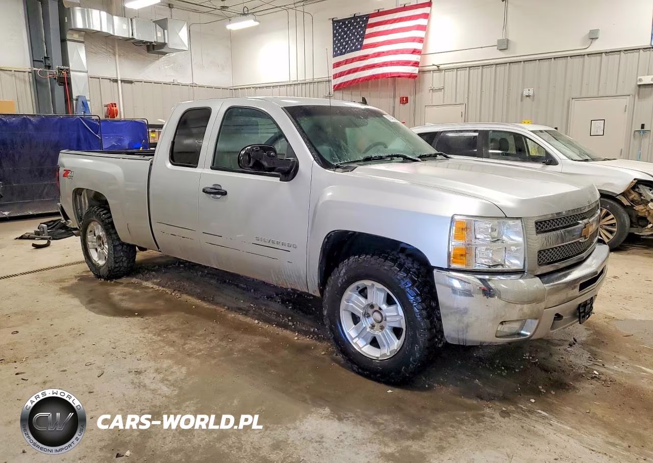 2013 Chevrolet Silverado K1500 Lt VIN:1GCRKSE78DZ326939 - 4
