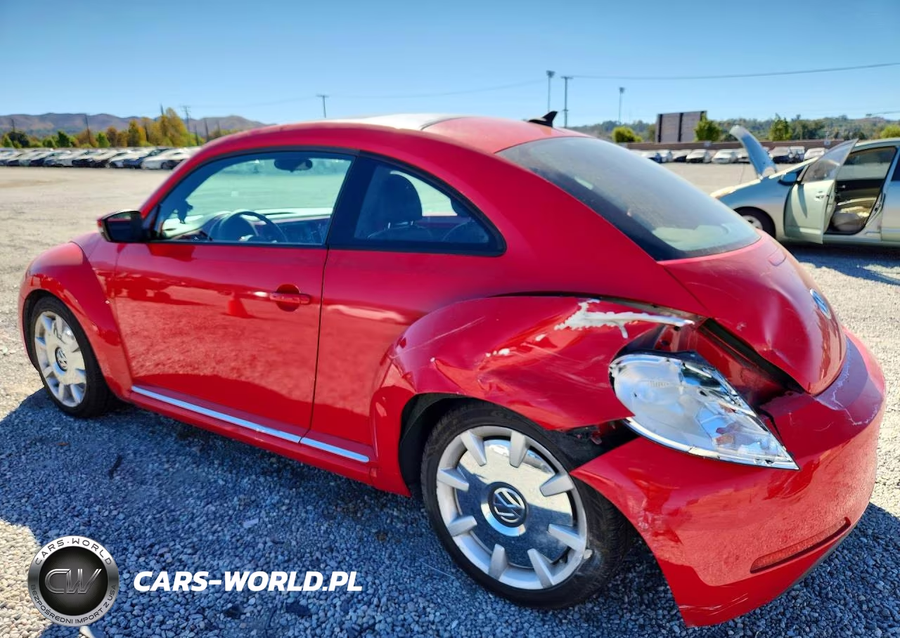 2012 Volkswagen Beetle VIN:3VWJP7AT4CM660364 - 2