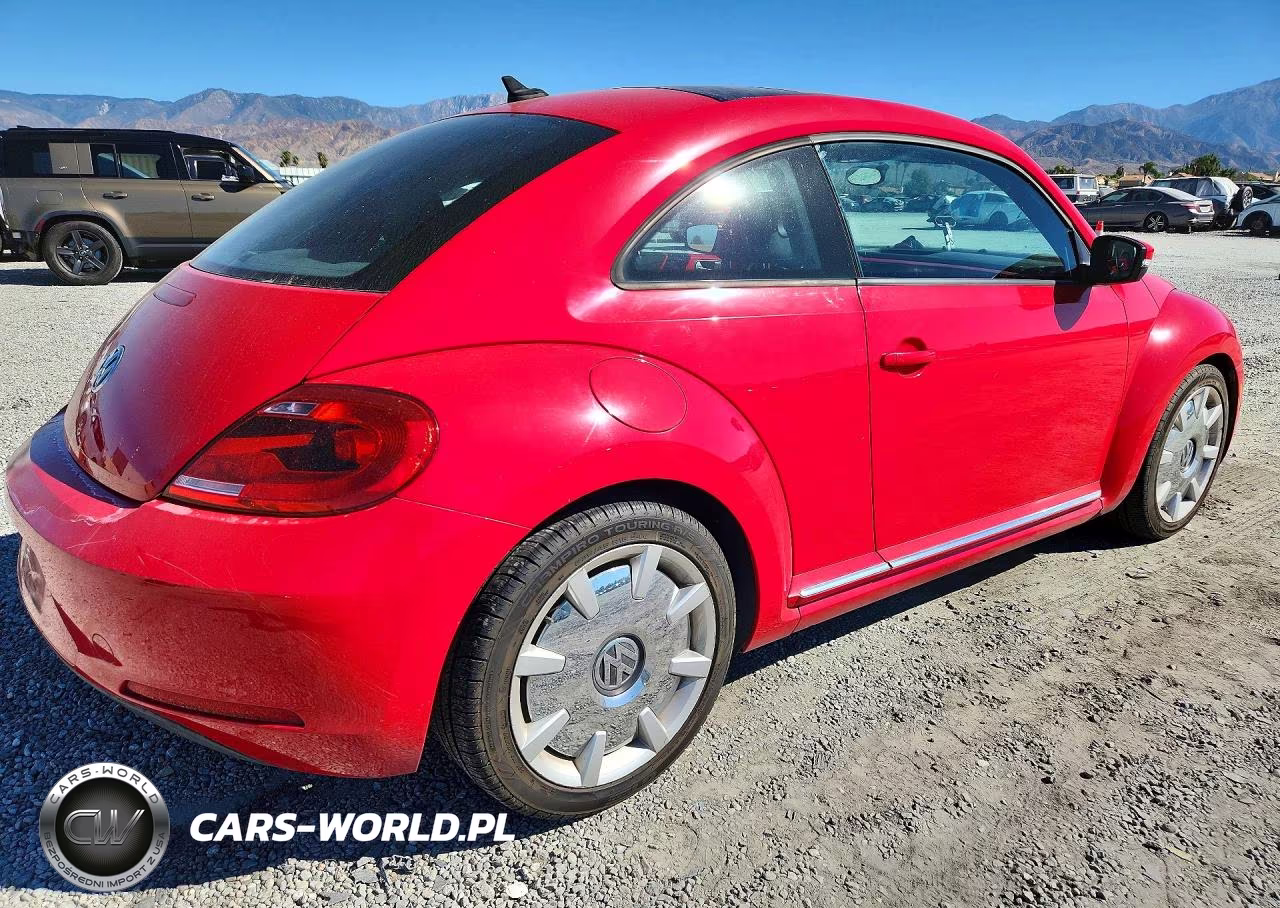 2012 Volkswagen Beetle VIN:3VWJP7AT4CM660364 - 3