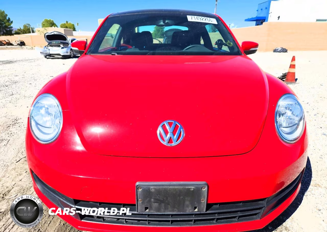 2012 Volkswagen Beetle VIN:3VWJP7AT4CM660364 - 5