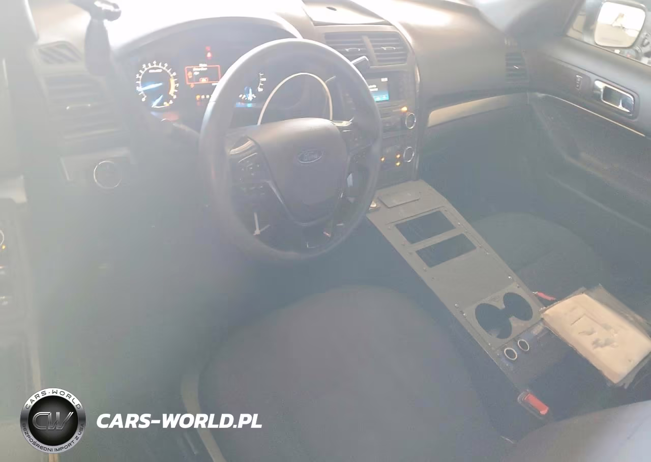 2018 Ford Explorer Police Interceptor VIN:1FM5K8AR4JGA83979 - 8