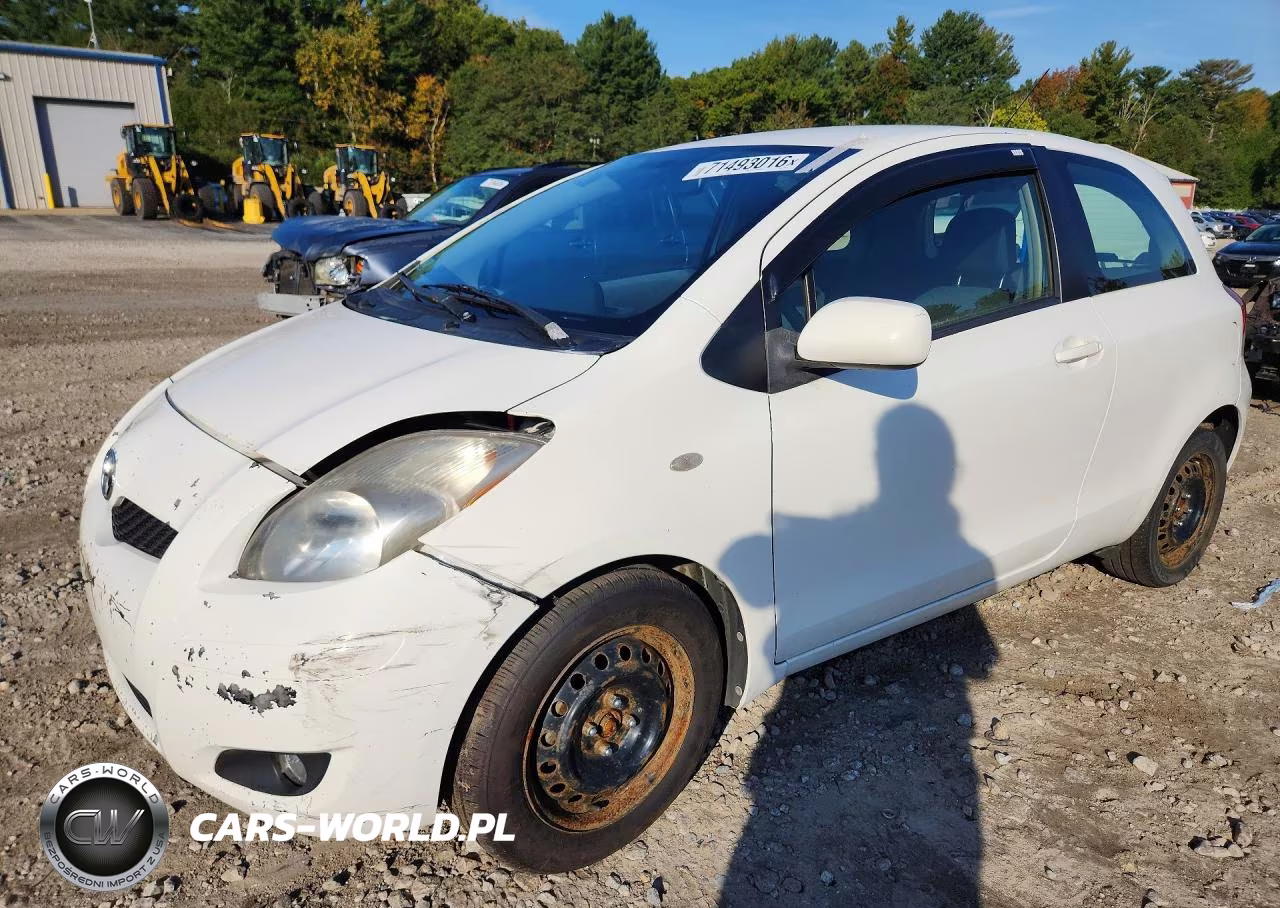 2010 Toyota Yaris Base VIN:JTDJT4K30A5319073 - 1