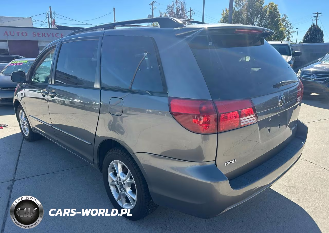 2004 Toyota Sienna Xle 7 Passenger VIN:5TDBA22CX4S015410 - 3