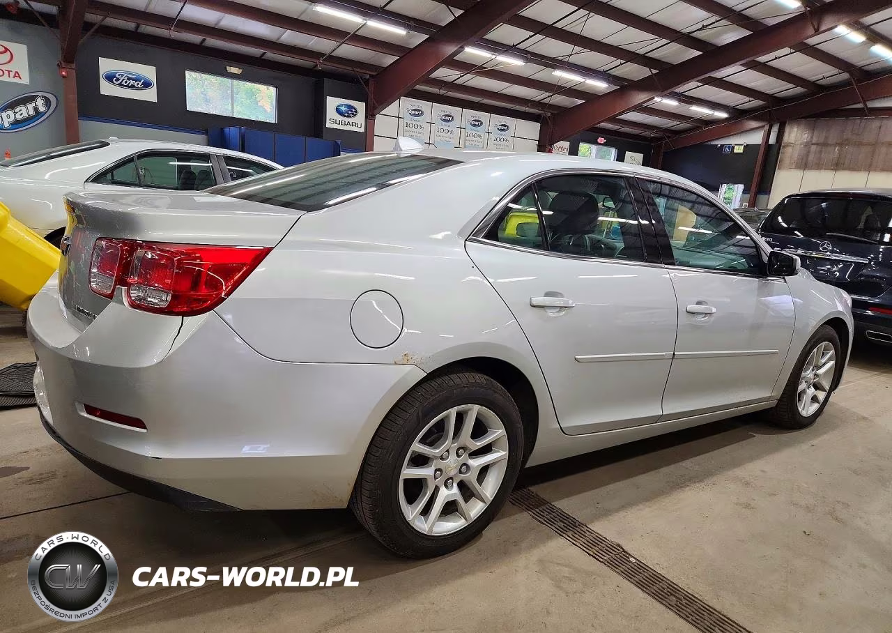 2014 Chevrolet Malibu 1Lt VIN:1G11C5SL0EF182523 - 3