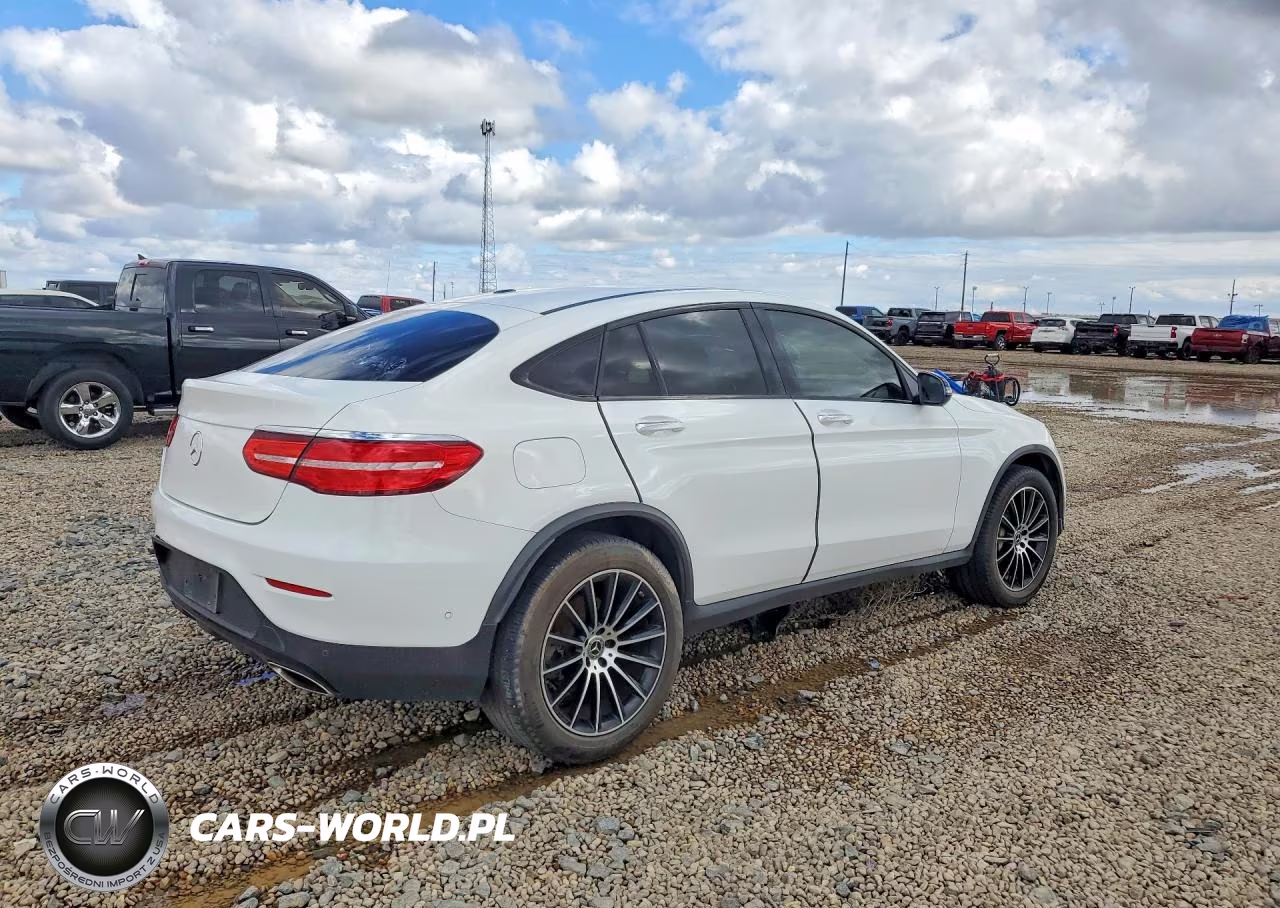 2018 Mercedes-Benz Glc Coupe 300 4Matic VIN:WDC0J4KBXJF431389 - 3