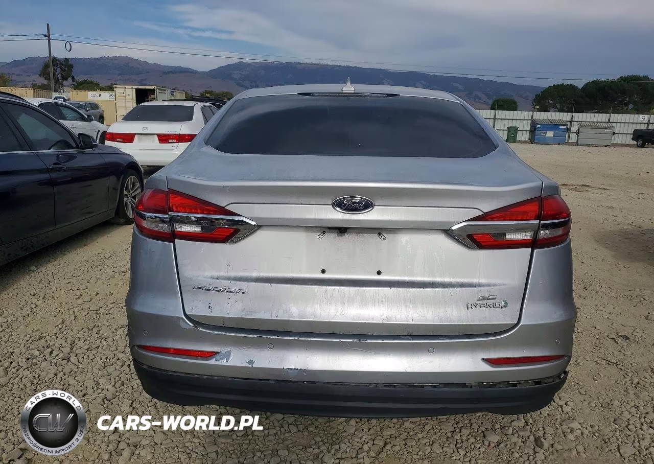 2019 Ford Fusion Se VIN:3FA6P0LU9KR225742 - 6