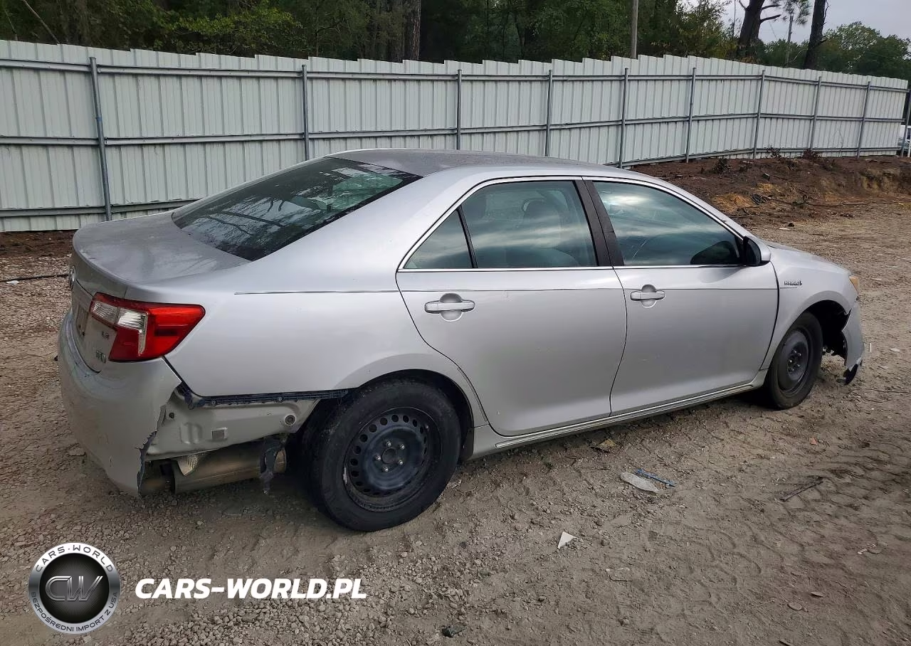 2013 Toyota Camry Hybrid Le VIN:4T1BD1FK3DU093957 - 3